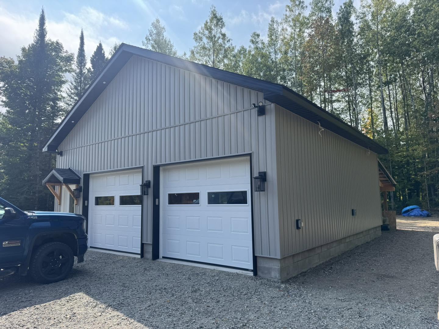 Structure d'un garage extérieur